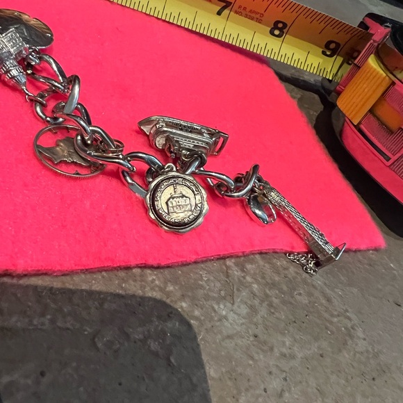 Monet Vintage 7” Charm Bracelet, DC & More - Picture 11 of 11